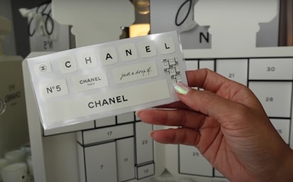 $825 CHANEL HOLIDAY ADVENT CALENDAR UNBOXING! 